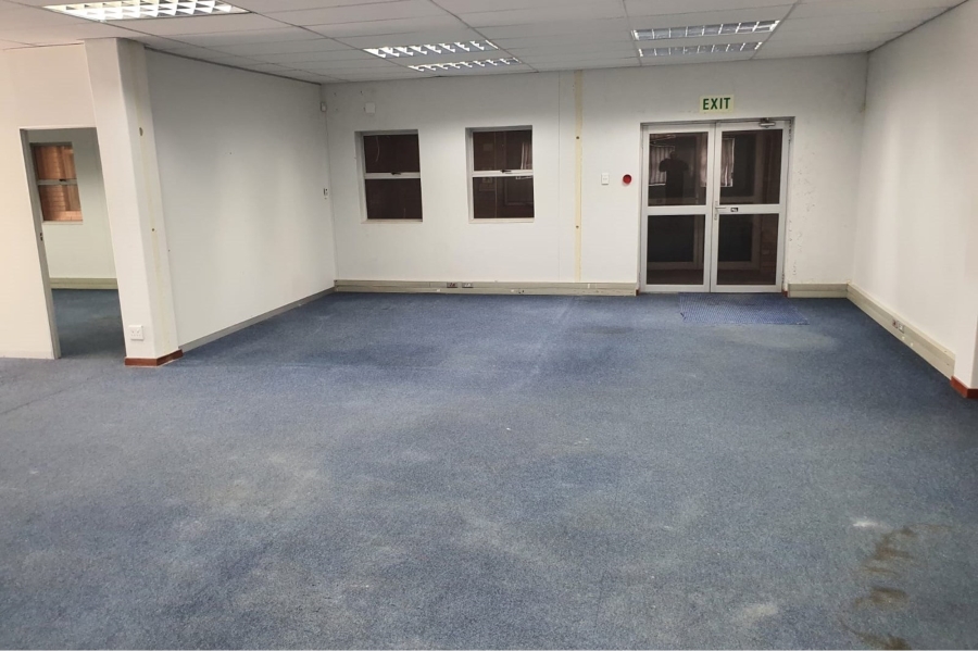 To Let commercial Property for Rent in Walmer Eastern Cape